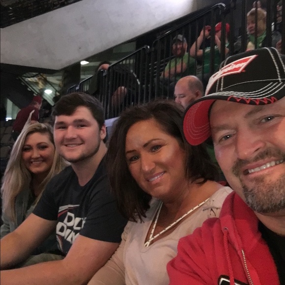 Meet your Posher, Amy - Picture 8 of 8